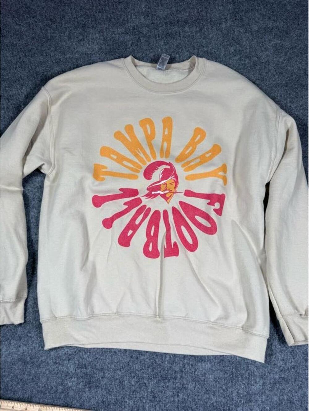 Gildan Tampa Bay Football Crewneck Sweatshirt Large